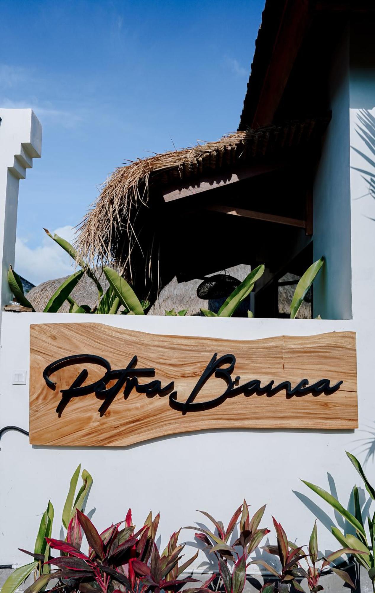 Petra Bianca Uluwatu Hotel Exterior photo